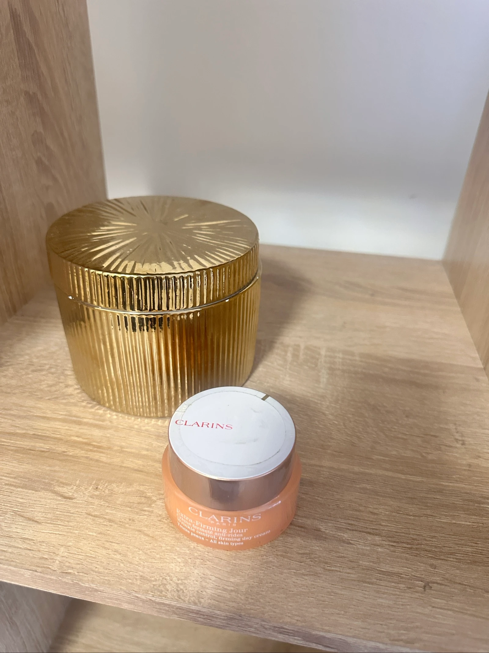 Clarins – photo 2